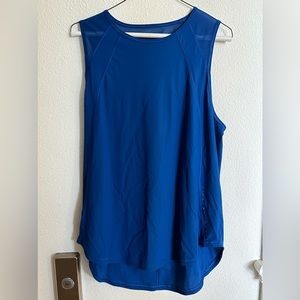 Lululemon women’s blue athletic shirt.
